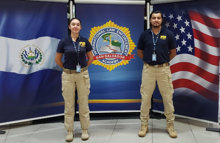 Detectives Antinarcóticos se perfeccionan en El Salvador